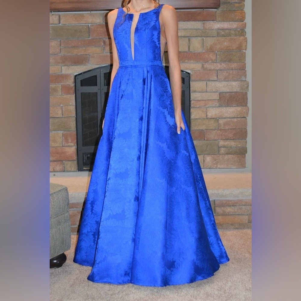 Sherri Hill Royal Blue prom dress size 0